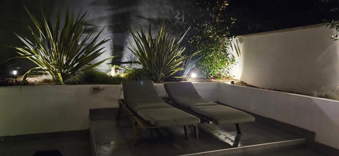 Apartment Maya Near The Beach Premantura Bagian luar foto
