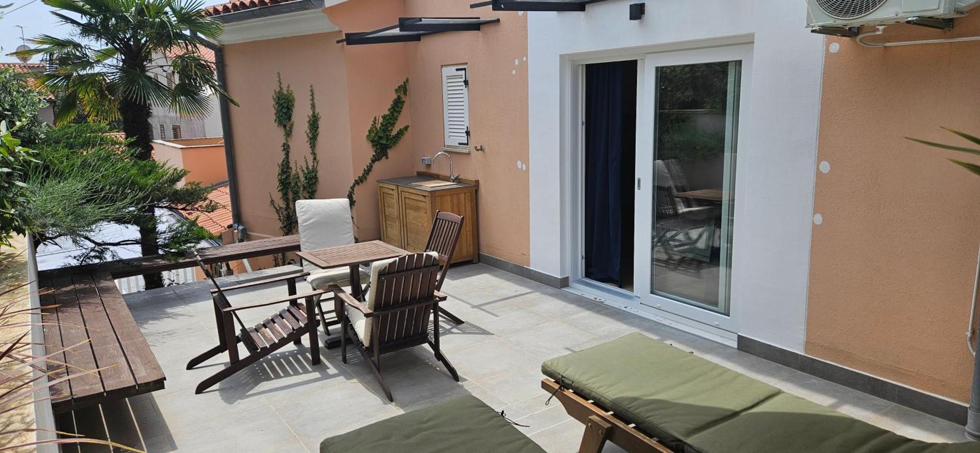 Apartment Maya Near The Beach Premantura Bagian luar foto