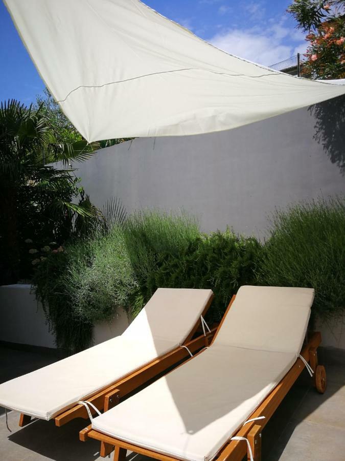 Apartment Maya Near The Beach Premantura Bagian luar foto